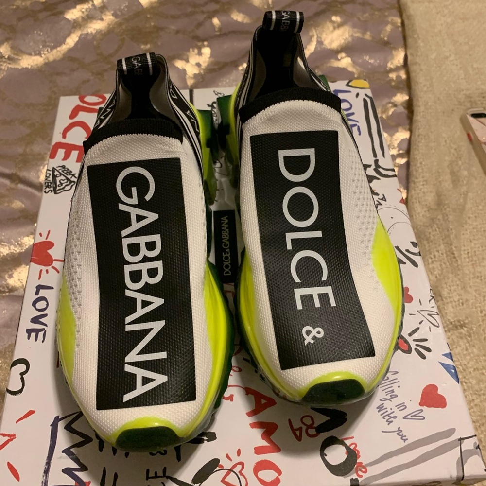 Size 36 dolce and gabbanA